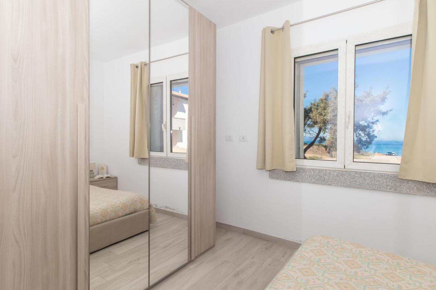 شقة Sardegna Isola Rossa Casa Mirta Vista Mare E Wifi المظهر الخارجي الصورة