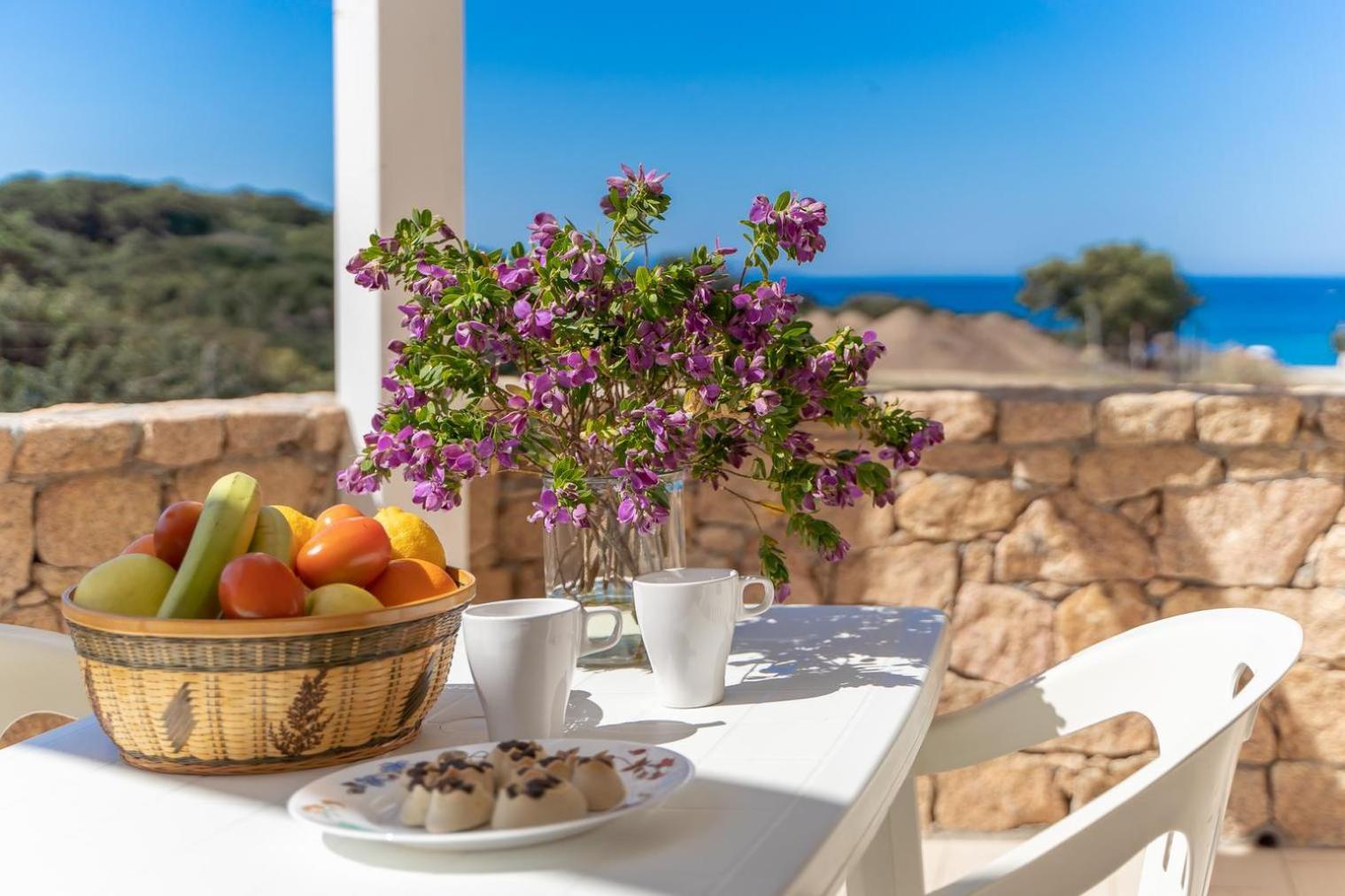 شقة Sardegna Isola Rossa Casa Mirta Vista Mare E Wifi المظهر الخارجي الصورة