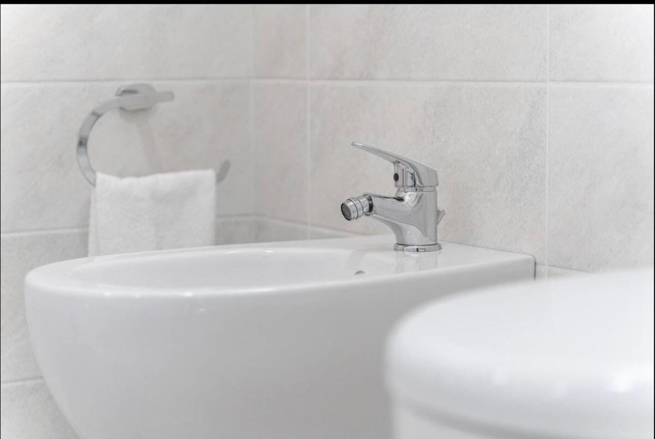 شقة Sardegna Isola Rossa Casa Mirta Vista Mare E Wifi المظهر الخارجي الصورة